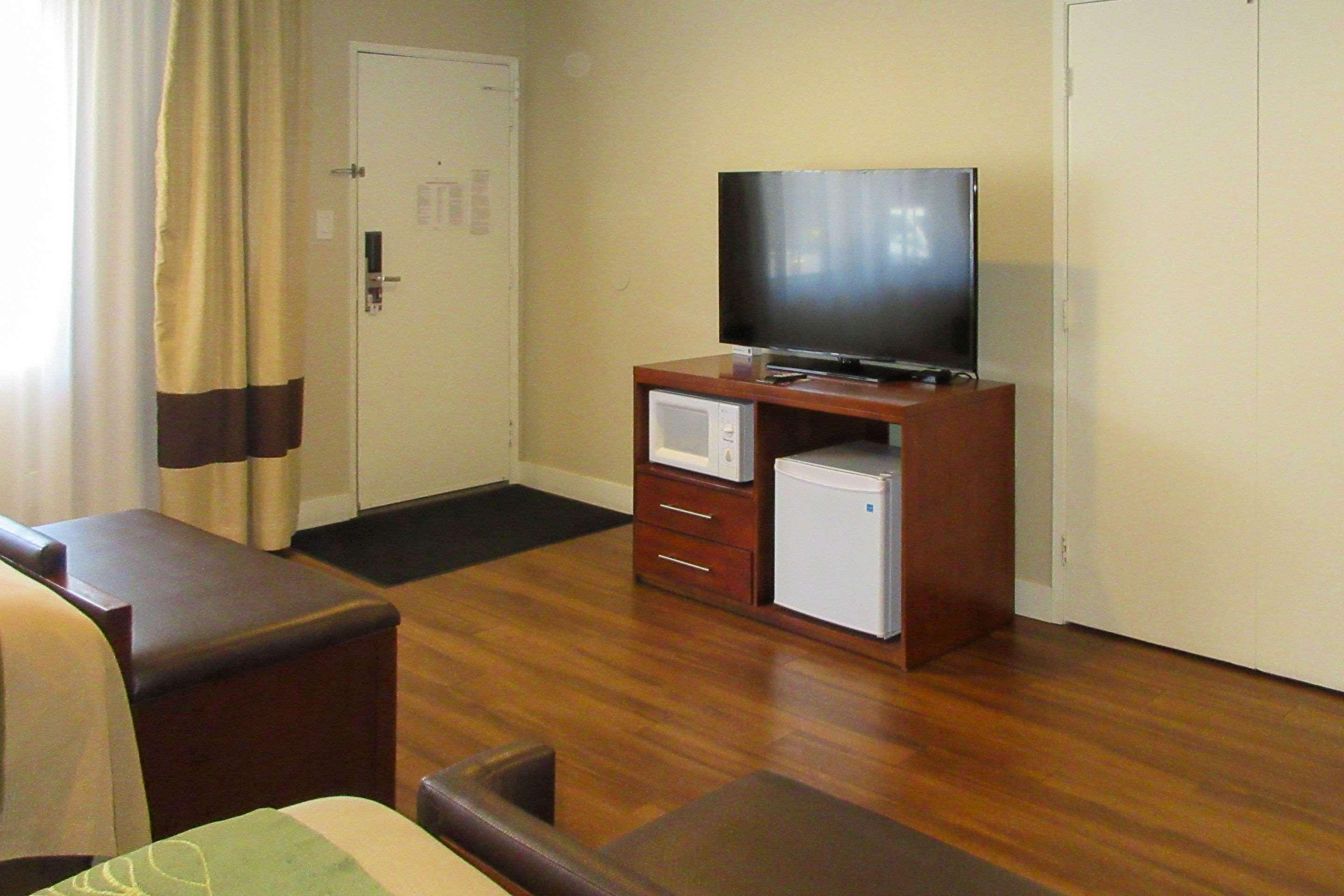 Comfort Inn Bishop Esterno foto